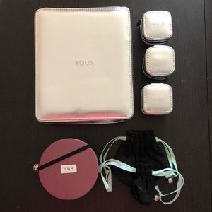 Tous merchandise boxes